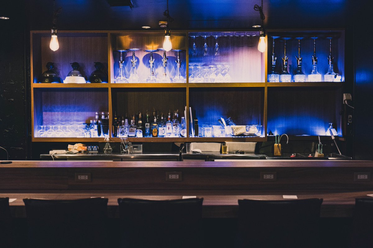 シーシャ 水タバコ と電子タバコの違いとは どちらがおすすめ Shisha シーシャ 水タバコ カフェ バー Pukupuku プクプク 東京 大阪